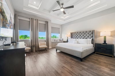 Luxury Villa Photo #46
