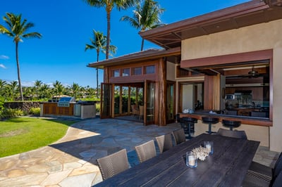 Luxury Villa Photo #8