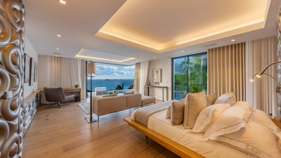 Luxury Villa Photo #81