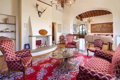 Luxury Villa Photo #13