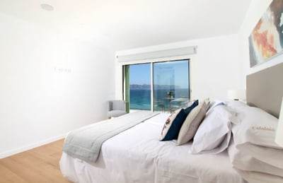 Luxury Villa Photo #16