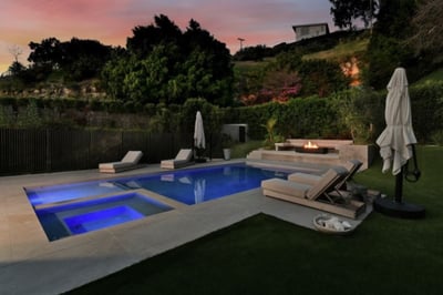 Luxury Villa Photo #6