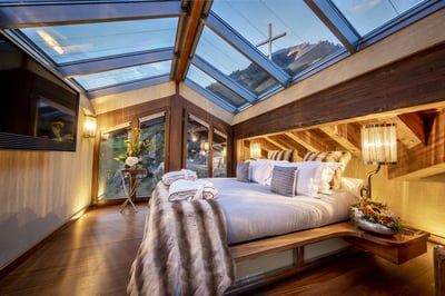 Luxury Villa Photo #14