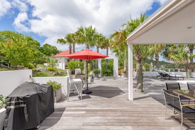 Luxury Villa Photo #16