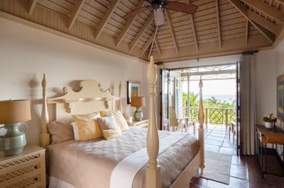 Luxury Villa Photo #10