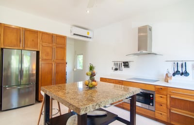 Luxury Villa Photo #24