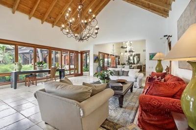 Luxury Villa Photo #19