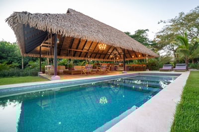 Luxury Villa Photo #5