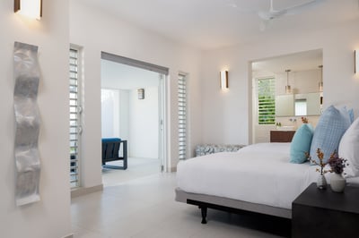Luxury Villa Photo #19