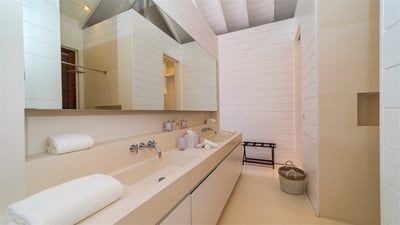 Luxury Villa Photo #80