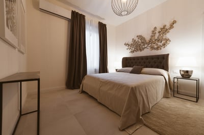 Luxury Villa Photo #15