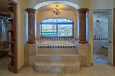 Luxury Villa Photo #40