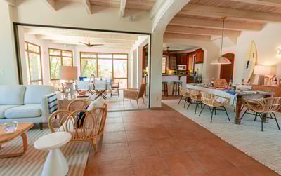 Luxury Villa Photo #15