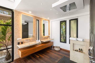 Luxury Villa Photo #28