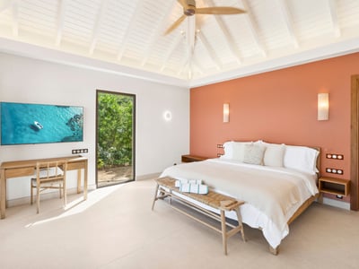 Luxury Villa Photo #21