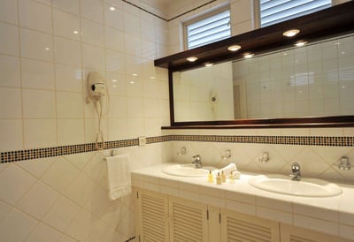 Luxury Villa Photo #11