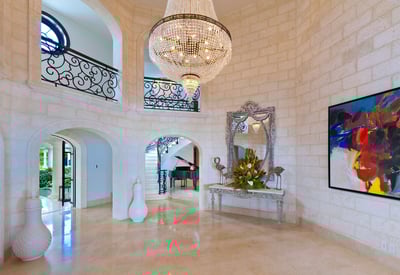 Luxury Villa Photo #12