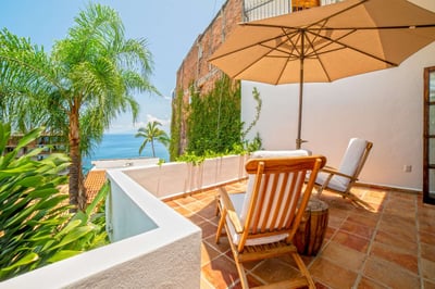 Luxury Villa Photo #47