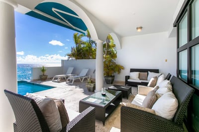 Luxury Villa Photo #8