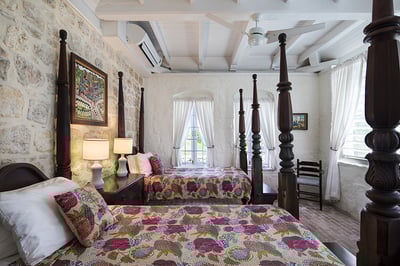Luxury Villa Photo #10