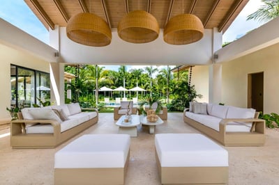 Luxury Villa Photo #8
