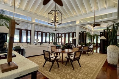 Luxury Villa Photo #23