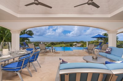 Luxury Villa Photo #9