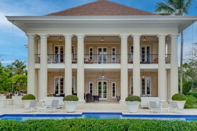 Luxury Villa Photo #2