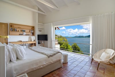 Luxury Villa Photo #22