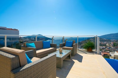 Luxury Villa Photo #5