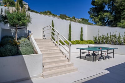 Luxury Villa Photo #24