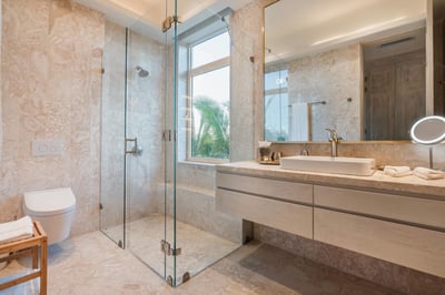 Luxury Villa Photo #77