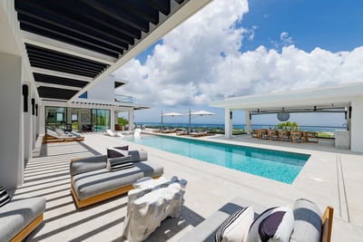 Luxury Villa Photo #7