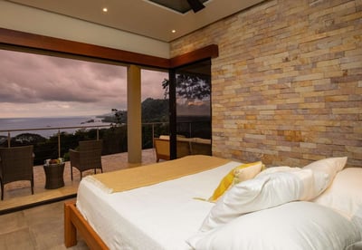 Luxury Villa Photo #29