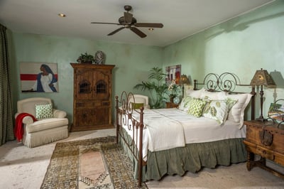 Luxury Villa Photo #20