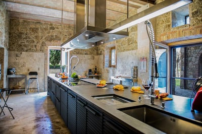 Luxury Villa Photo #12