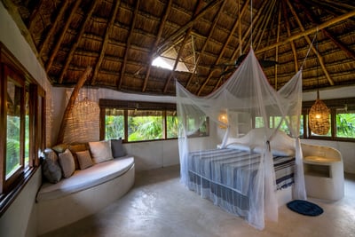Luxury Villa Photo #13