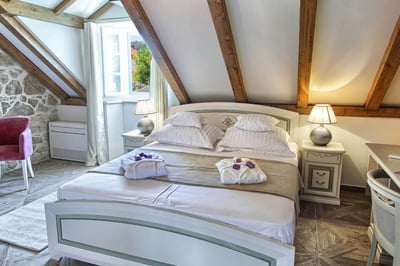 Luxury Villa Photo #37