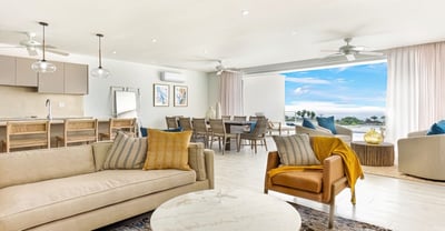 Luxury Villa Photo #4