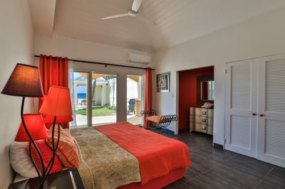 Luxury Villa Photo #4