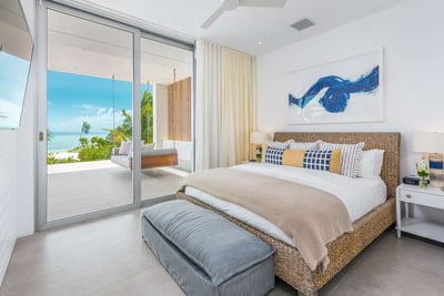 Luxury Villa Photo #20