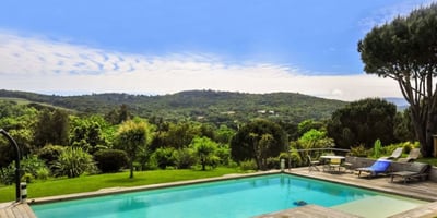 Luxury Villa Photo #4