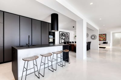 Luxury Villa Photo #10