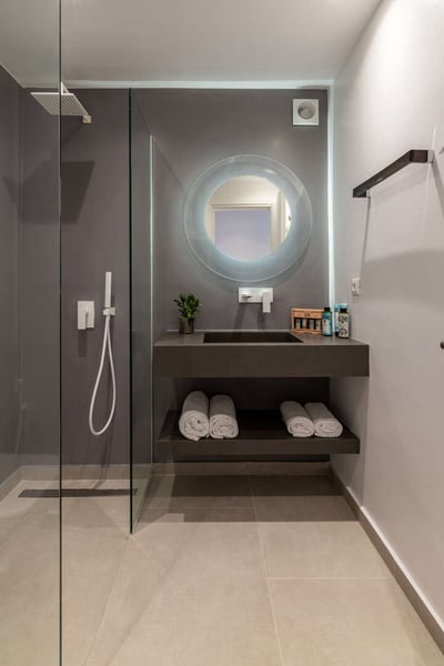 Luxury Villa Photo #38