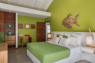Luxury Villa Photo #34