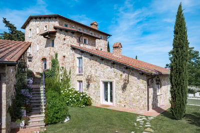 Luxury Villa Photo #6