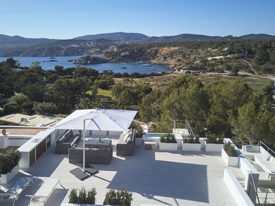 Luxury Villa Photo #10