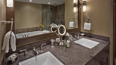 King ensuite