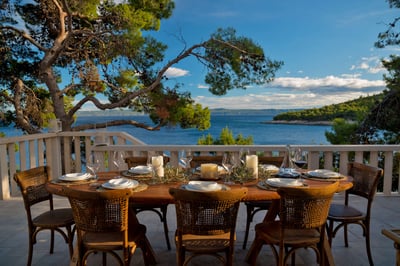 Luxury Villa Photo #4