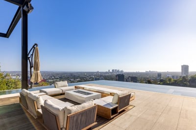 Luxury Villa Photo #7